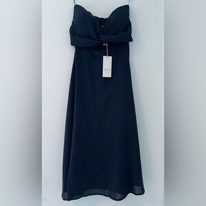 Beautiful strapless lightweight dress